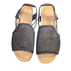 Earth Origins Perforated Black Suede Sling Back Sandals Size 7